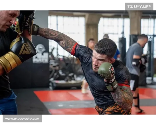 博尼卡尔与鲁道夫维埃拉中量级缠斗高手对决将亮相UFC322精彩赛事 博尼卡尔与鲁道夫维埃拉中量级缠斗高手对决将亮相UFC322精彩赛事