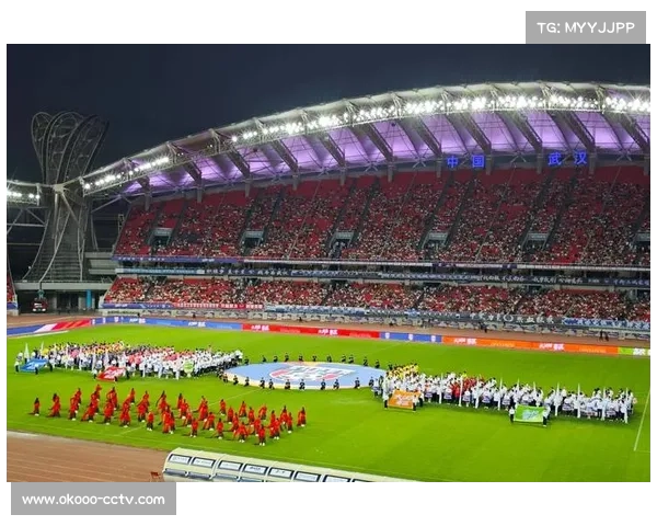 武汉“汉超”联赛观赛人数创纪录，激发市民热情